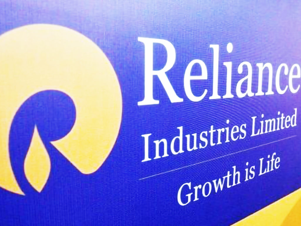 Reliance retail acquires departmental stores