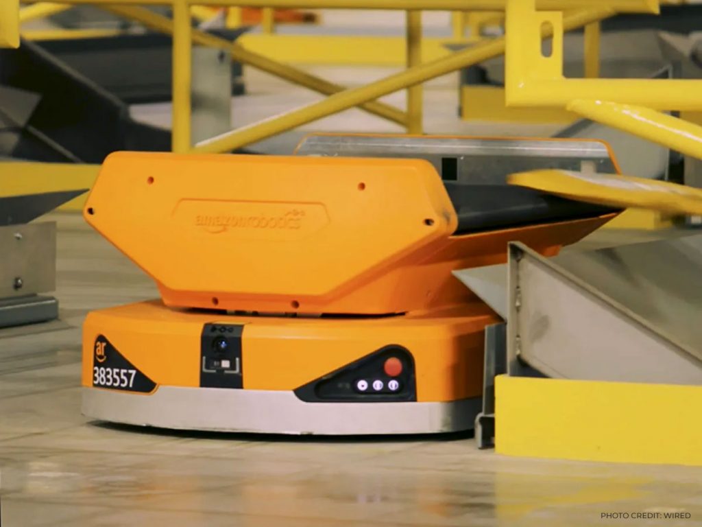 Amazon testing robots to work in warehouse