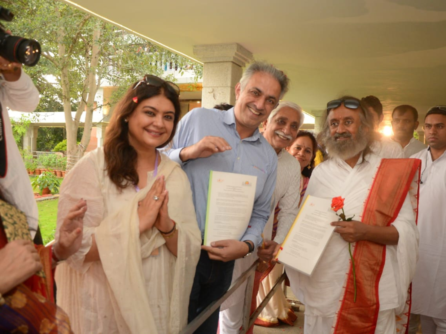SAGE Foundation signed MoU with Gurudev Sri Sri Ravishankar