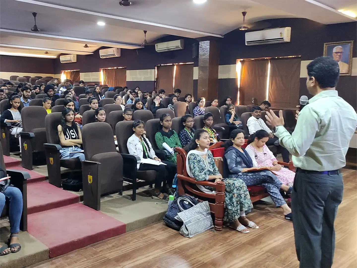 TSCFM’s Seminars: Shaping Tomorrow's Leaders in the Banking Sector at CHM College